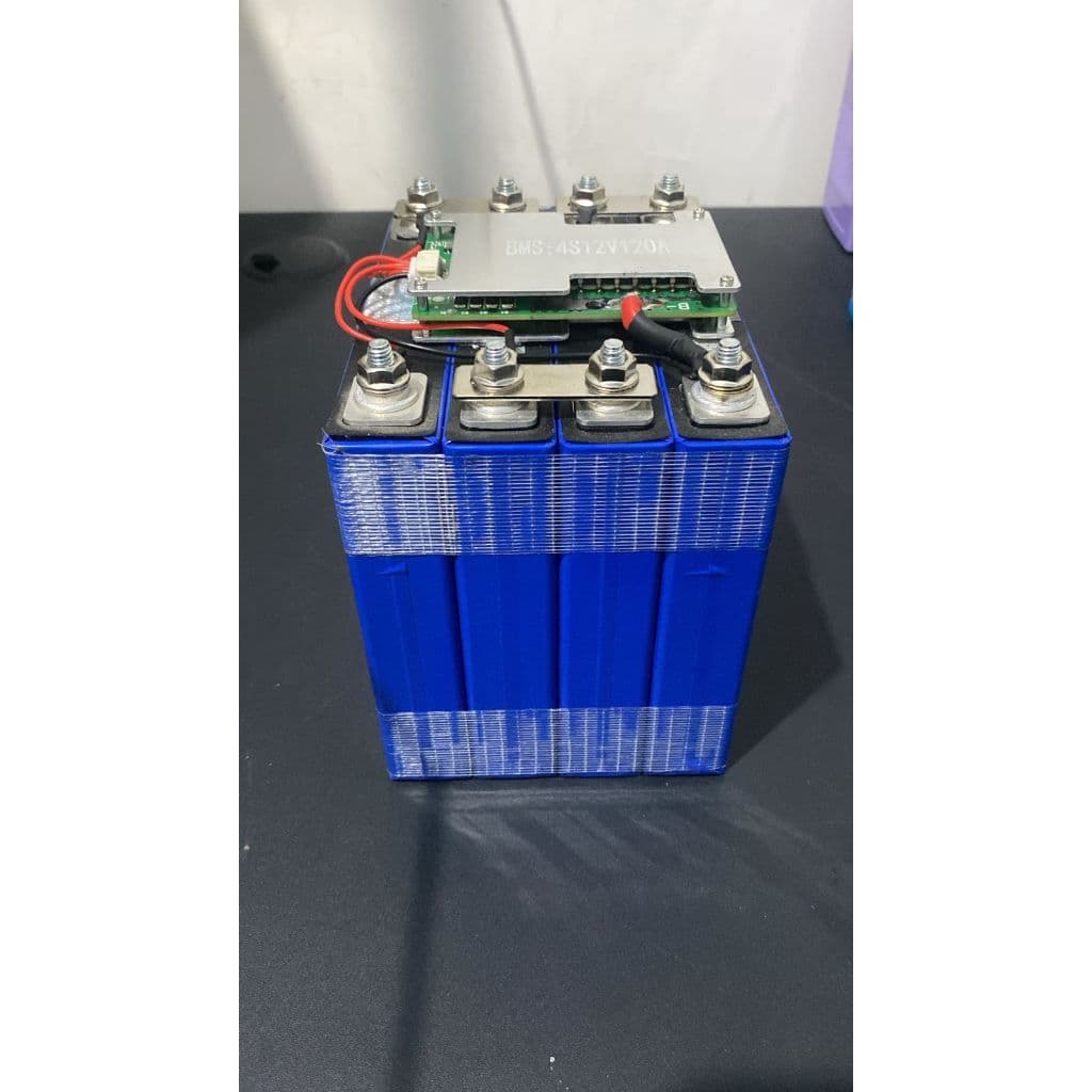 Baterai LiFePO4 12V 100Ah New Cell Grade A + BMS (Opsi Charger & 50Ah) 12