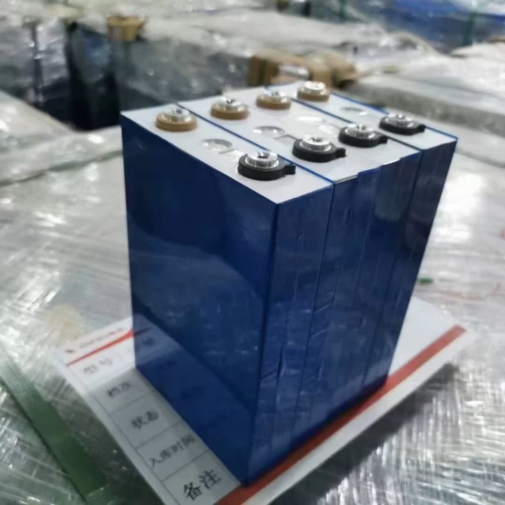 Baterai LiFePO4 12V 100Ah New Cell Grade A + BMS (Opsi Charger & 50Ah) 3