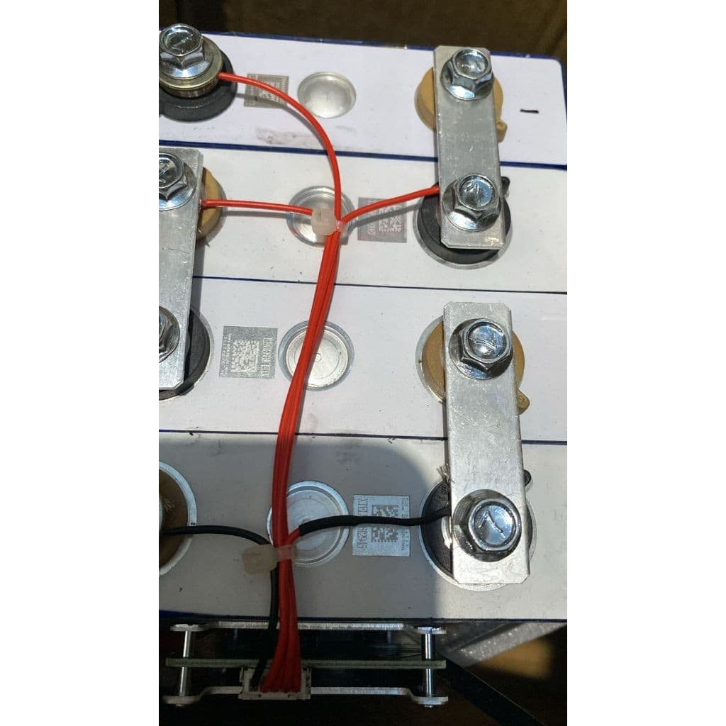 Busbar Plat Aluminium untuk Baterai LiFePO4 Prismatic 60 x 15 x 1 mm 2